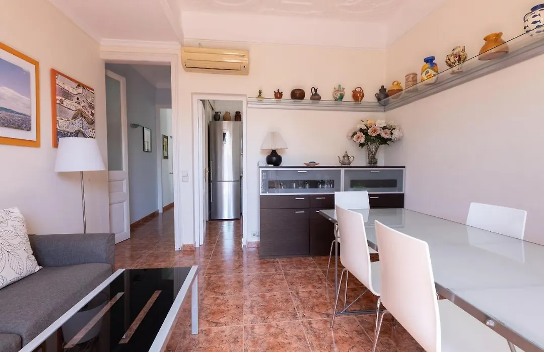 Aparteasy - Modernist Flat In Eixample Center-1